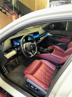 بی ئێم دەبڵیو سیریەس 5